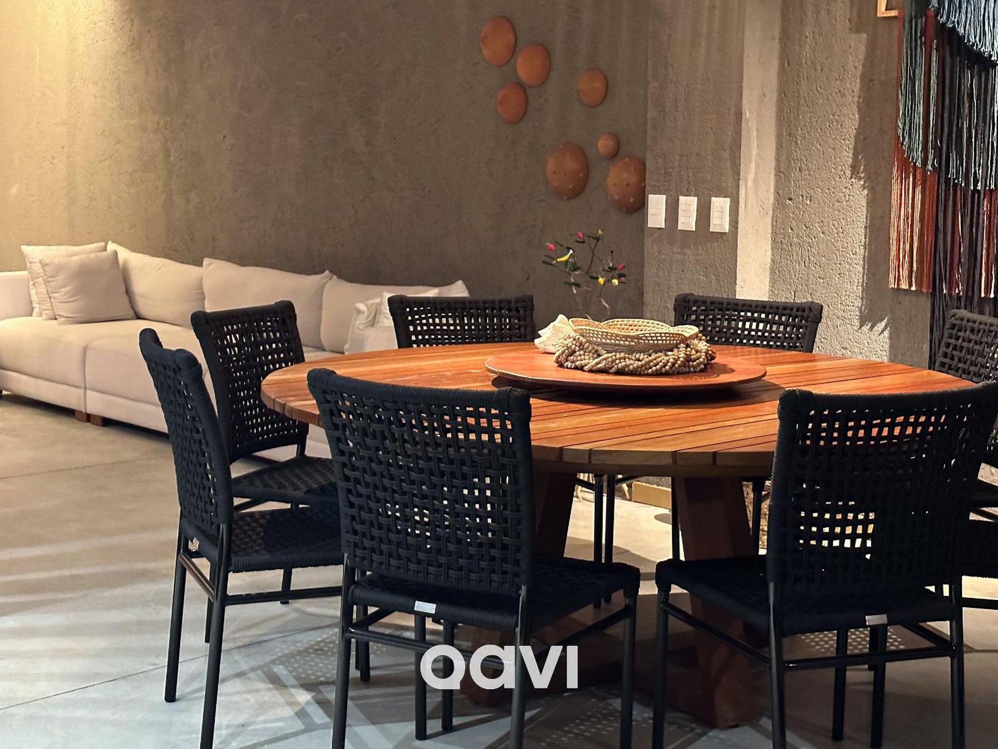 Qavi - Pysa De Luxo Por A Vista