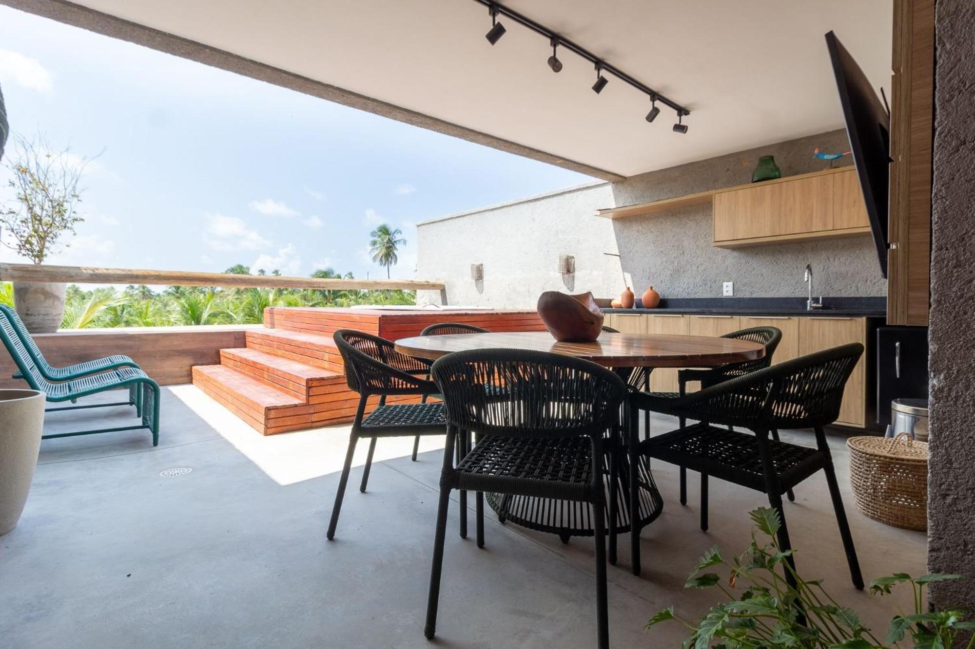 Qavi - Pysa De Luxo Por A Vista